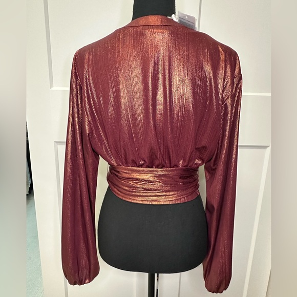 NWT WAYF Metallic Top, Copper, Size Medium - Picture 4 of 6